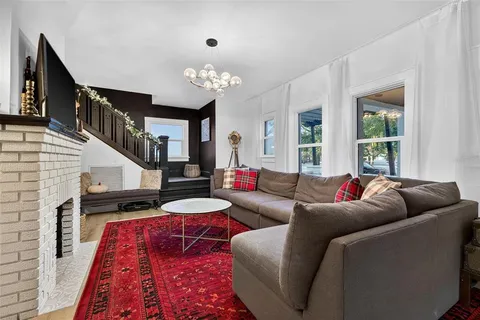$650,000 | 6566 1st Avenue South, St. Petersburg, FL 33707
