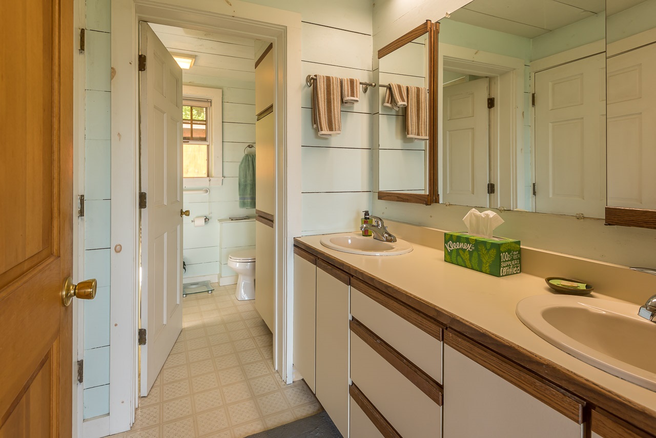 1058 Sand Hill Road Calais, VT 05650 - Photo 15 of 36