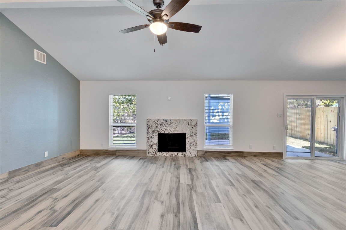 8216 View Ridge Drive Austin, TX 78724 - Photo 2 of 27