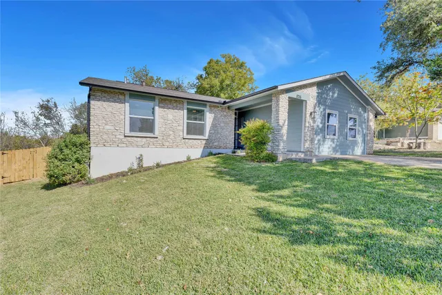 $2,000 | 8216 View Ridge Drive, Austin, TX 78724