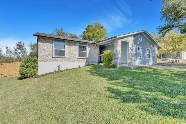 $2,150 | 8216 View Ridge Drive, Austin, TX 78724