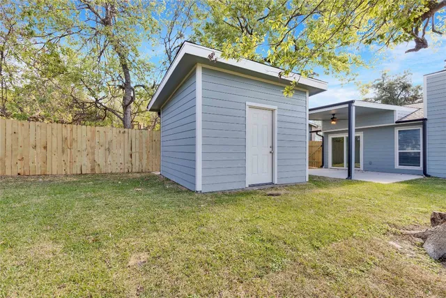 $2,150 | 8216 View Ridge Drive, Austin, TX 78724