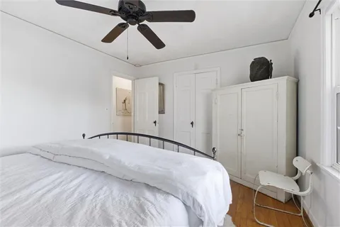 $440,000 | 3007 West 51st Terrace, Westwood, KS 66205