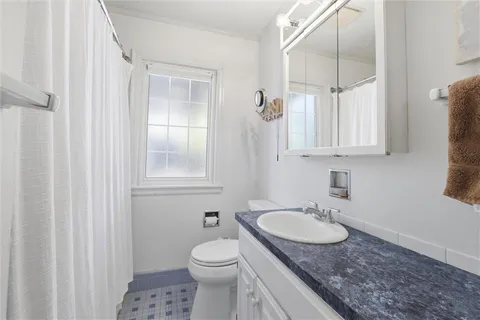 $440,000 | 3007 West 51st Terrace, Westwood, KS 66205