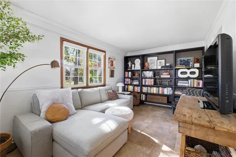 $440,000 | 3007 West 51st Terrace, Westwood, KS 66205