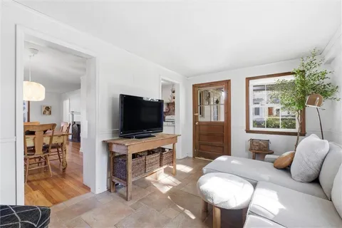 $440,000 | 3007 West 51st Terrace, Westwood, KS 66205