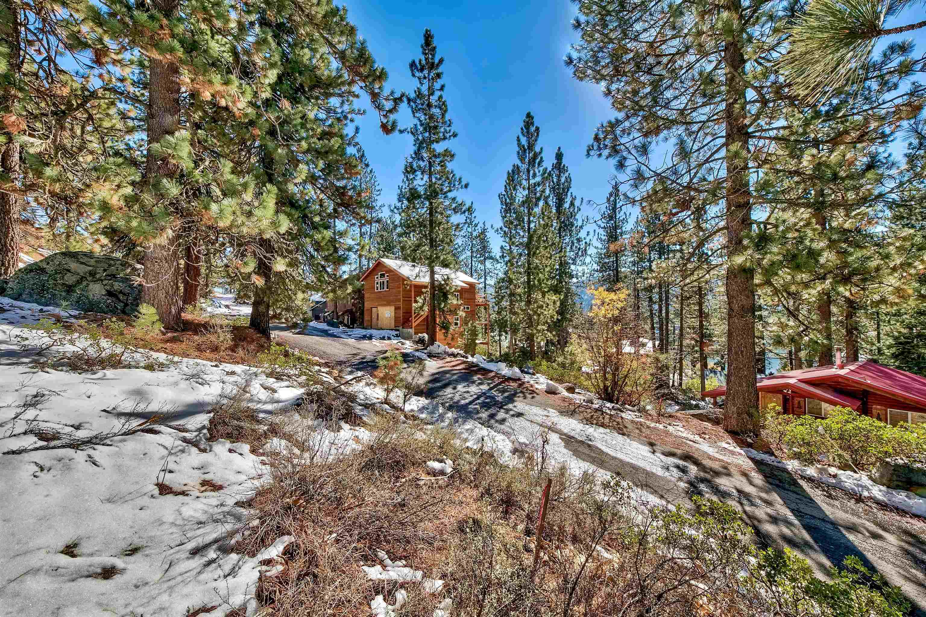 13160 Moraine Road Truckee, CA 96161 - Photo 5 of 12 Gallery Image 5