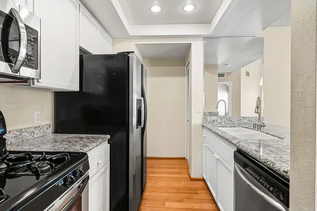 $675,000 | 701 Kettner Boulevard, Unit 218, San Diego, CA 92101