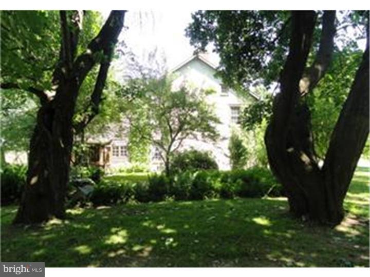 455 Country Club Road Easton, PA 18045 - Photo 1 of 25 Gallery Image 1