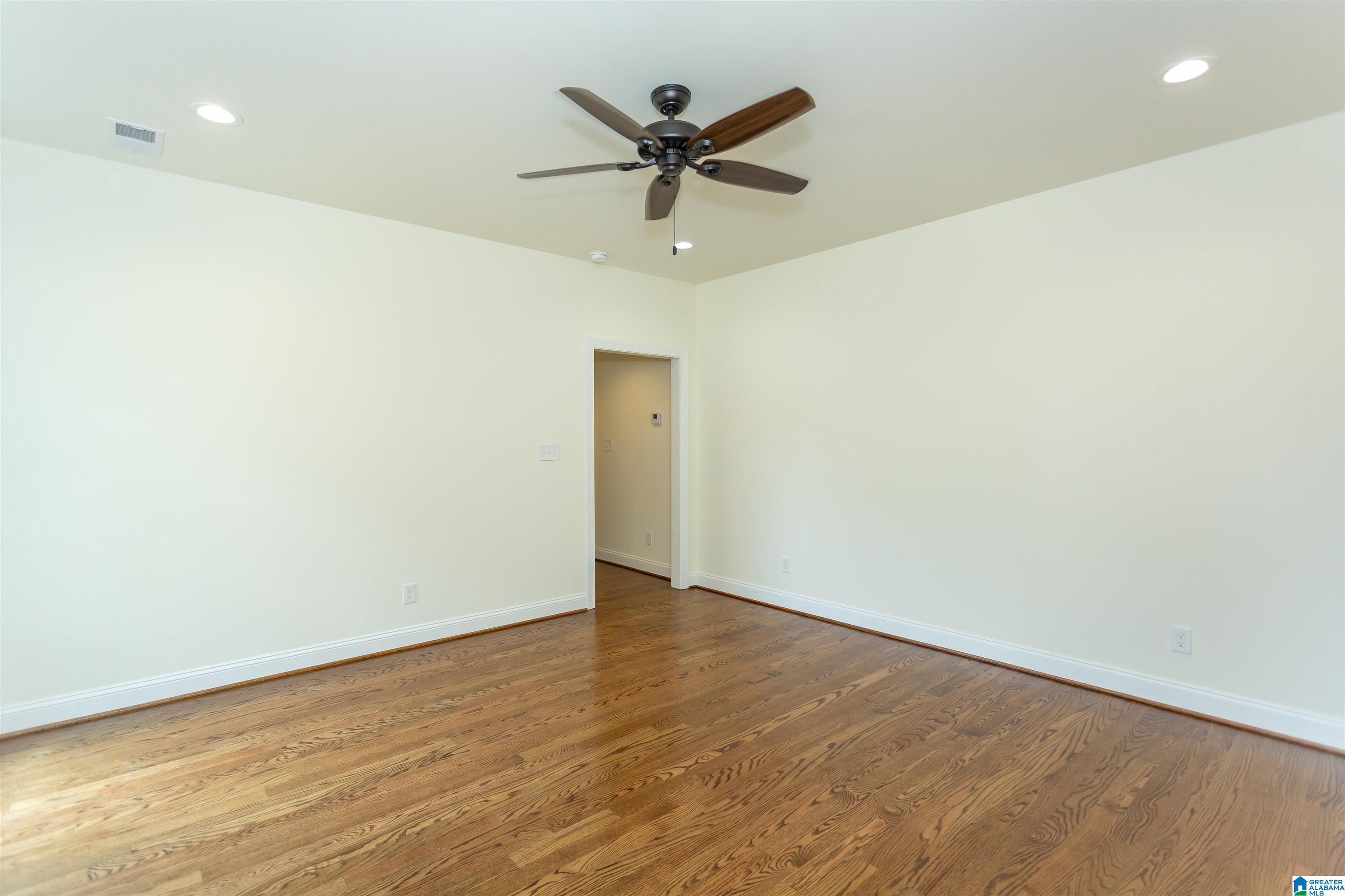 1913 Moncrief Road Gardendale, AL 35071 - Photo 28 of 55