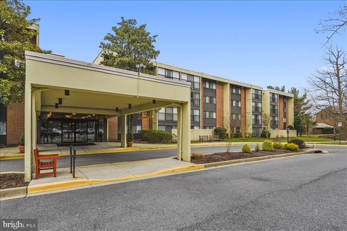 2921 Leisure World Silver Spring, Unit 1317 Silver Spring, MD 20906 - Photo 4 of 57