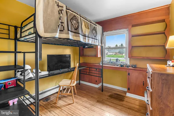 $325,000 | 1444 Glen Moore Circle, Lancaster, PA 17601