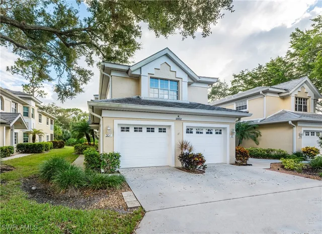$399,500 | 2852 Aintree Lane, Unit K201, Naples, FL 34112