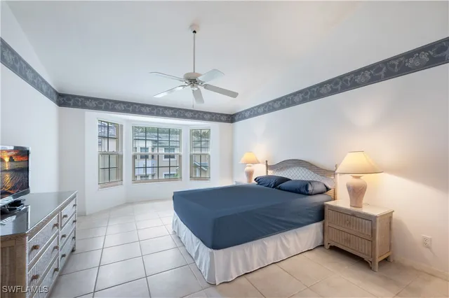 $399,500 | 2852 Aintree Lane, Unit K201, Naples, FL 34112