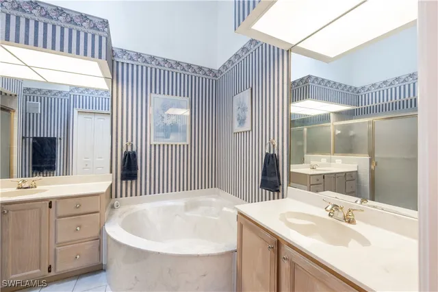 $399,500 | 2852 Aintree Lane, Unit K201, Naples, FL 34112