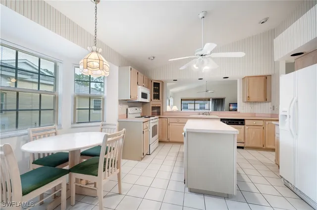$399,500 | 2852 Aintree Lane, Unit K201, Naples, FL 34112