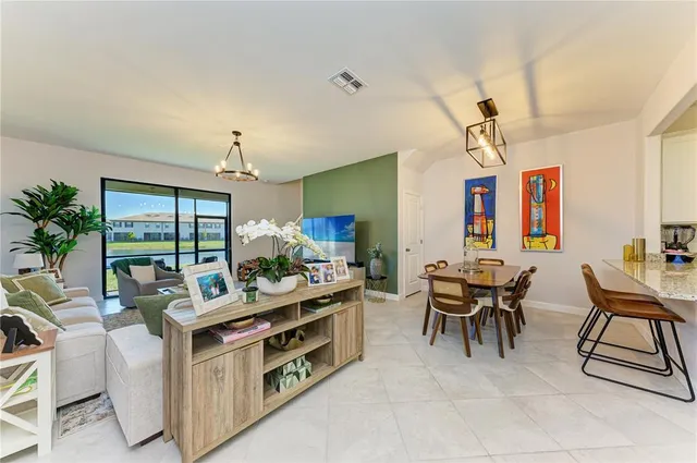 $375,000 | 14713 Lyla Terrace, Bradenton, FL 34211