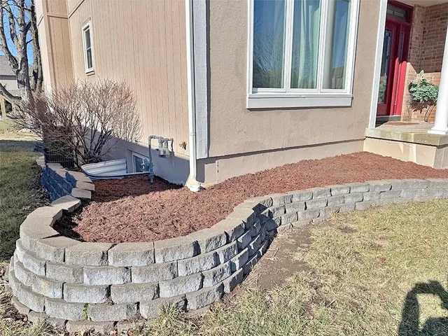 $575,000 | 3796 Southwest Boulder Drive, Lee's Summit, MO 64082