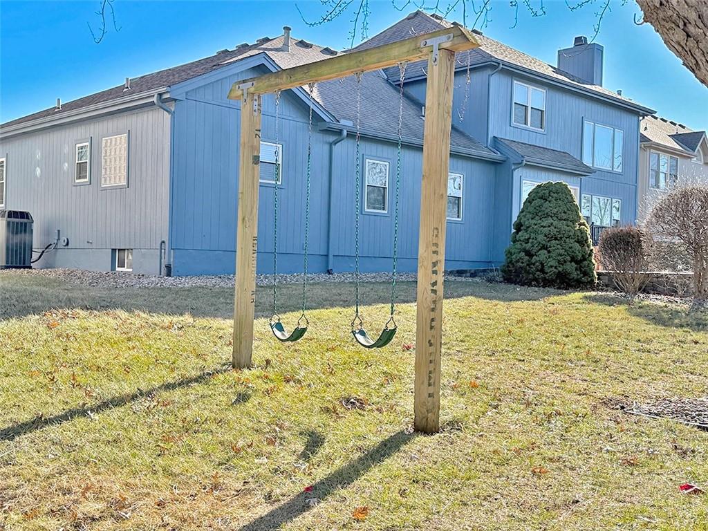 3796 Southwest Boulder Drive Lee's Summit, MO 64082 - Photo 15 of 44