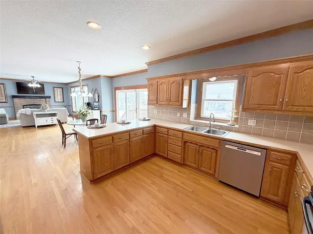 $575,000 | 3796 Southwest Boulder Drive, Lee's Summit, MO 64082