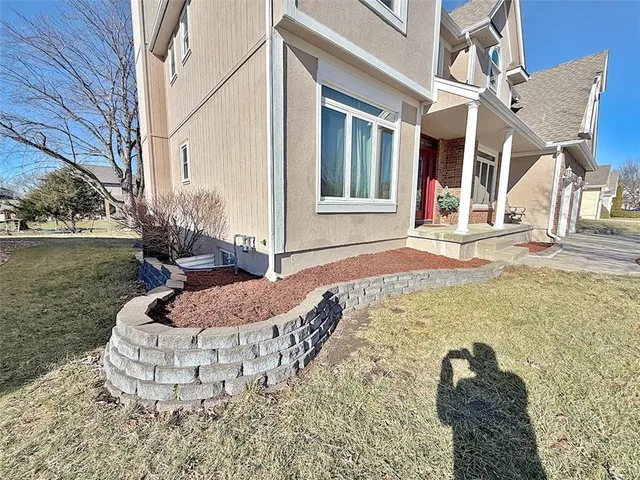 $575,000 | 3796 Southwest Boulder Drive, Lee's Summit, MO 64082