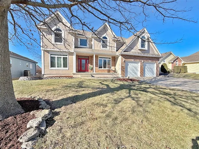 $575,000 | 3796 Southwest Boulder Drive, Lee's Summit, MO 64082