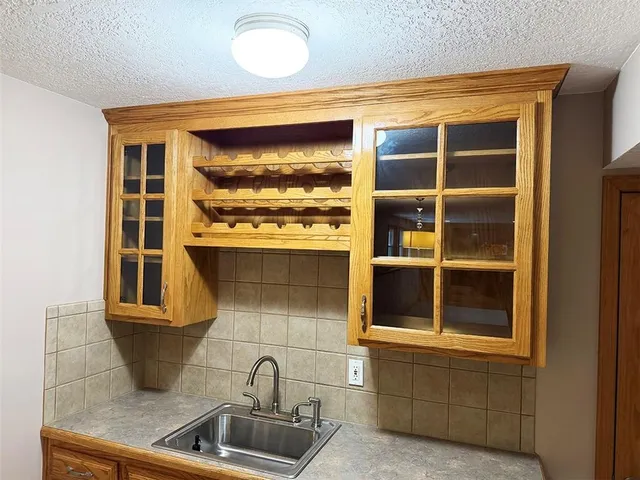 $575,000 | 3796 Southwest Boulder Drive, Lee's Summit, MO 64082