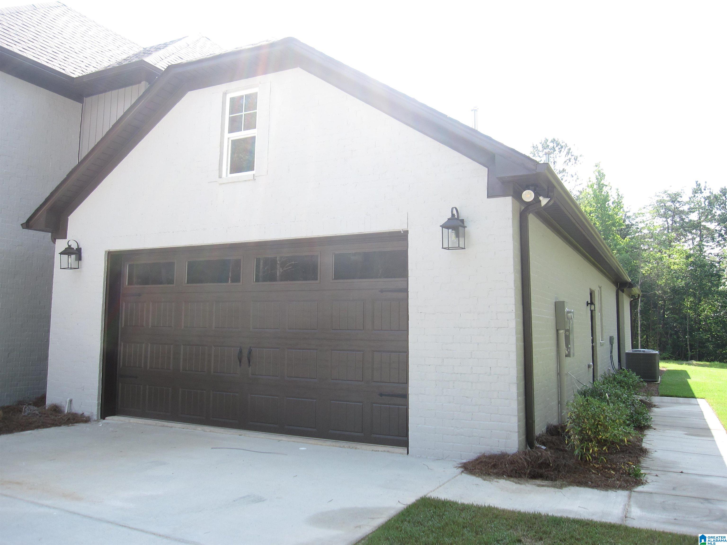 563 Cornerstone Drive Calera, AL 35040 - Photo 4 of 54