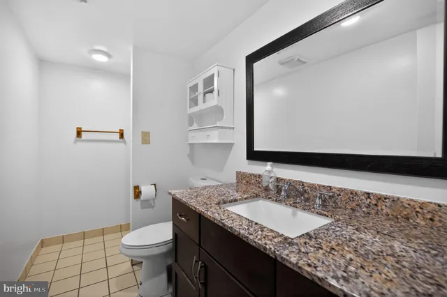 $4,699 | 102 Cunningham Park Court Southeast, Vienna, VA 22180