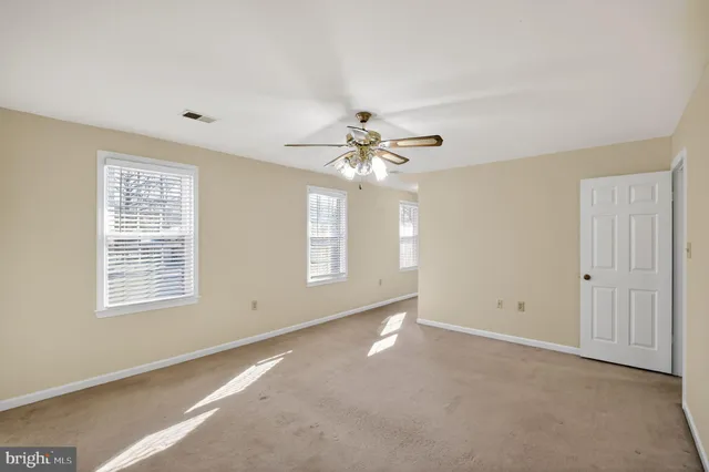 $4,699 | 102 Cunningham Park Court Southeast, Vienna, VA 22180