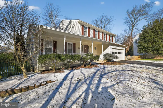 $4,699 | 102 Cunningham Park Court Southeast, Vienna, VA 22180