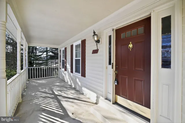 $4,699 | 102 Cunningham Park Court Southeast, Vienna, VA 22180