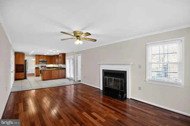 $4,699 | 102 Cunningham Park Court Southeast, Vienna, VA 22180