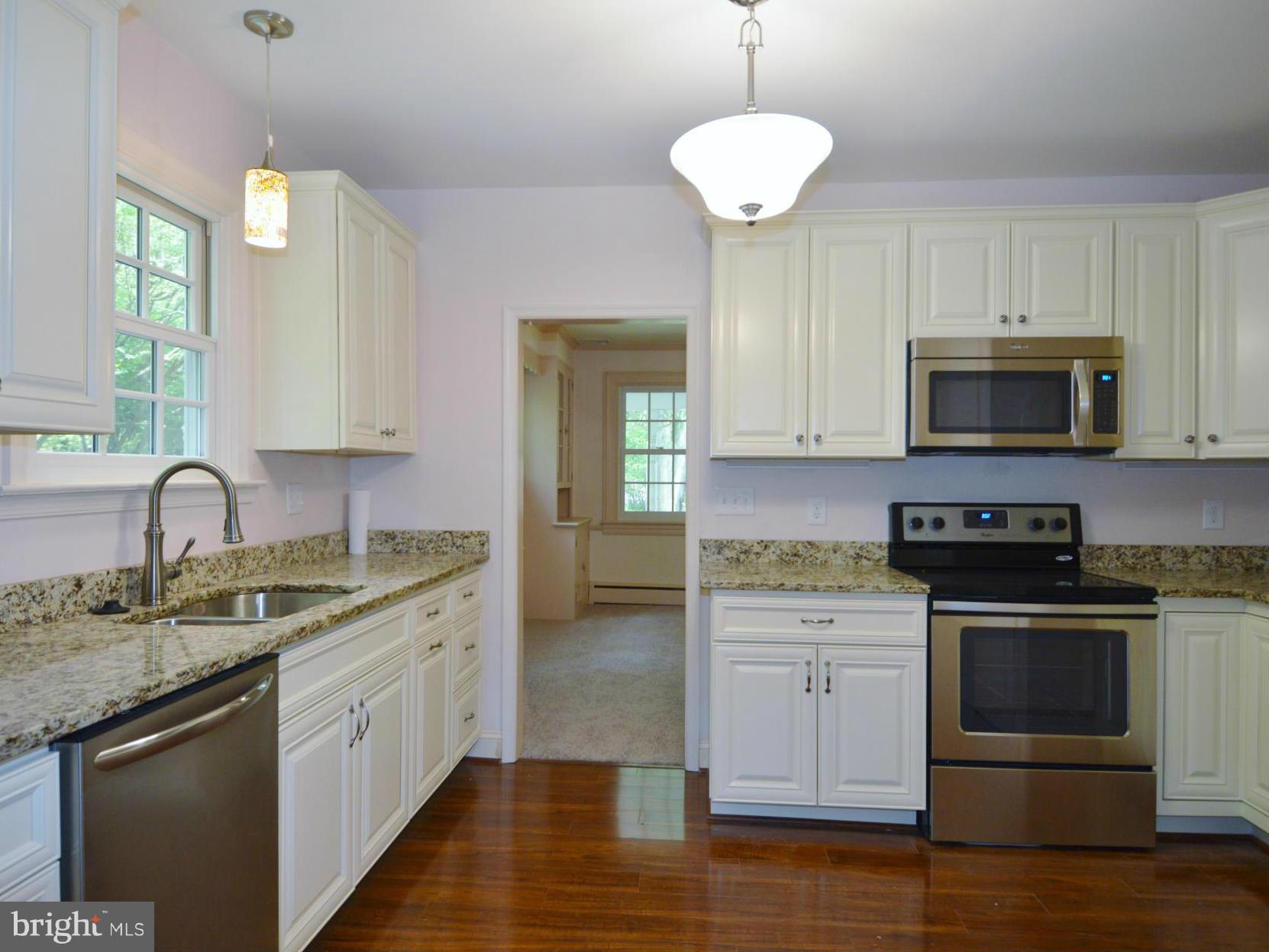 2240 Crest Road Baltimore, MD 21209 - Photo 5 of 25 Kitchen