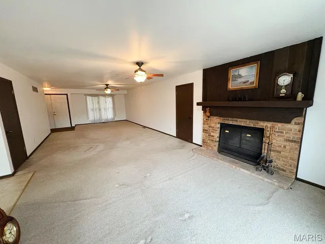 $290,000 | 26230 Woodhill Court, Warrenton, MO 63383