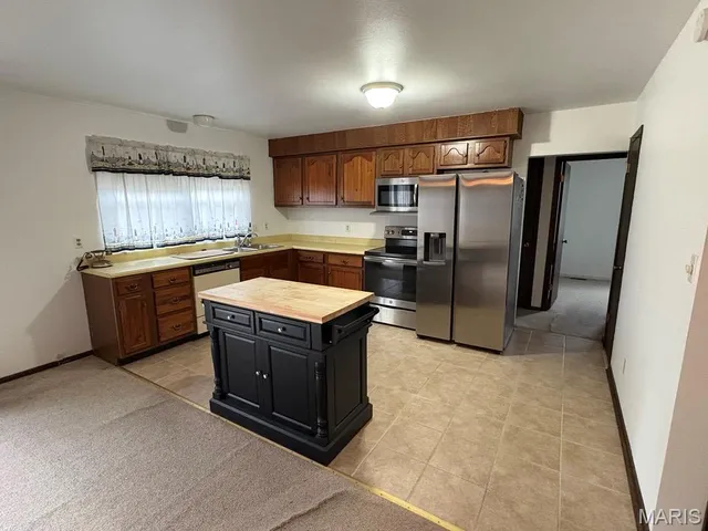 $290,000 | 26230 Woodhill Court, Warrenton, MO 63383