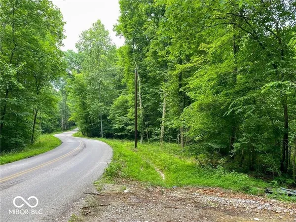 $999,999 | 750 West, Columbus, IN 47201