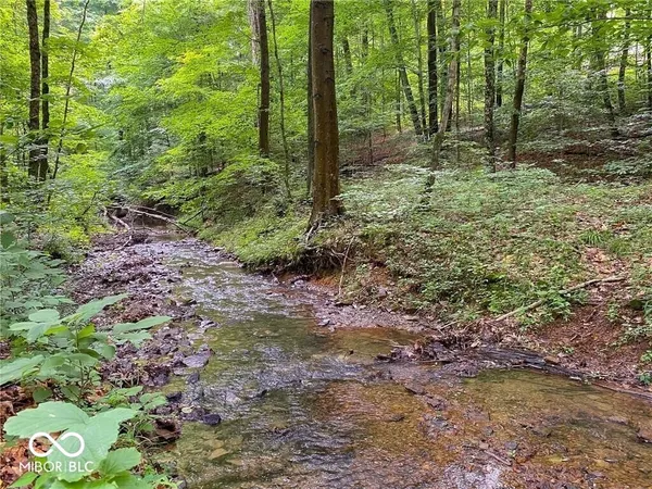 $999,999 | 750 West, Columbus, IN 47201