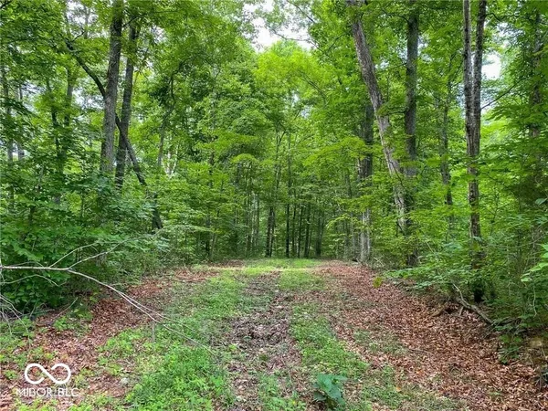 $999,999 | 750 West, Columbus, IN 47201