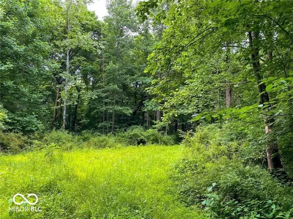 $999,999 | 750 West, Columbus, IN 47201