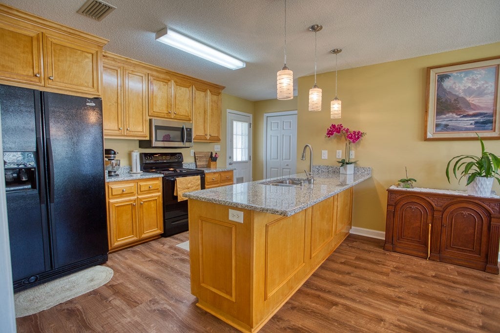 375 Meadowlark Road Valdosta, GA 31602 - Photo 4 of 34 Gallery Image 4