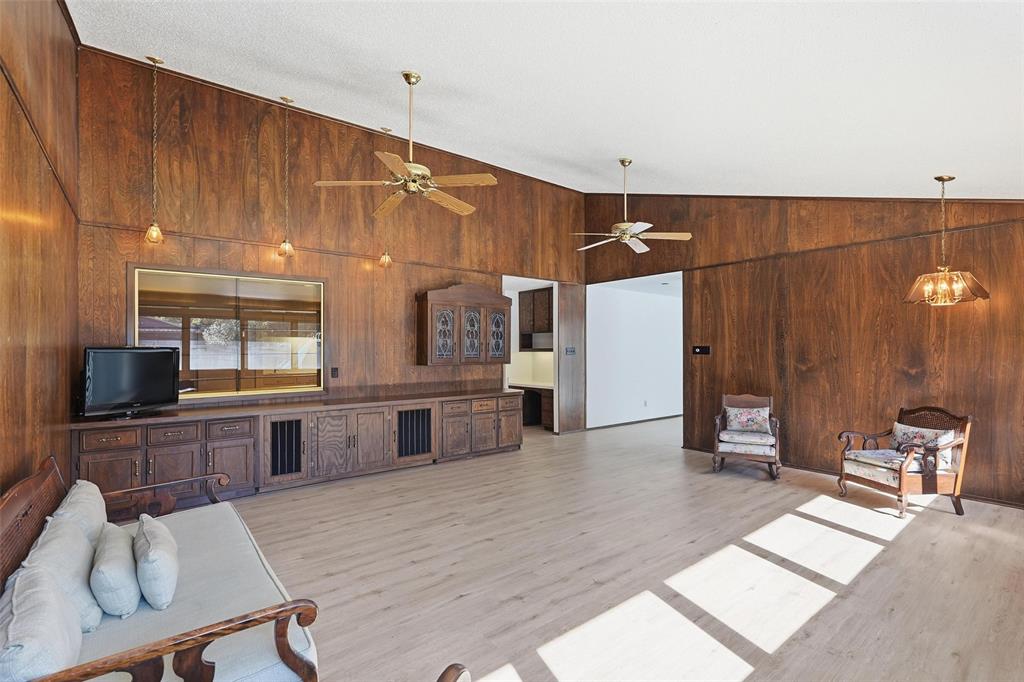 112 Virginia Lane Arlington, TX 76010 - Photo 4 of 39 a open kitchen with sink and cabinets