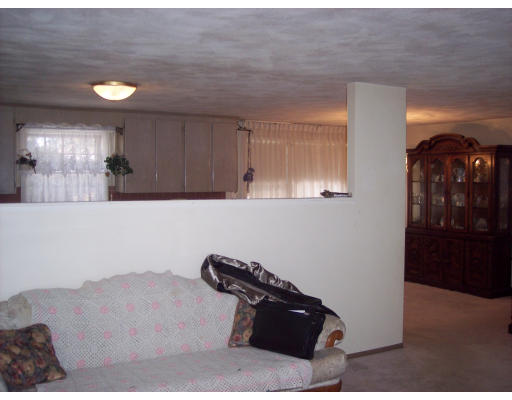 13 Antrim Road Peabody, MA 01960 - Photo 2 of 3 Gallery Image 2