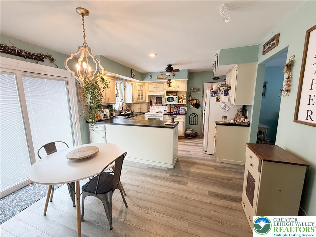 303 East Mountain Top Road Summit Hill, PA 18250 - Photo 14 of 31