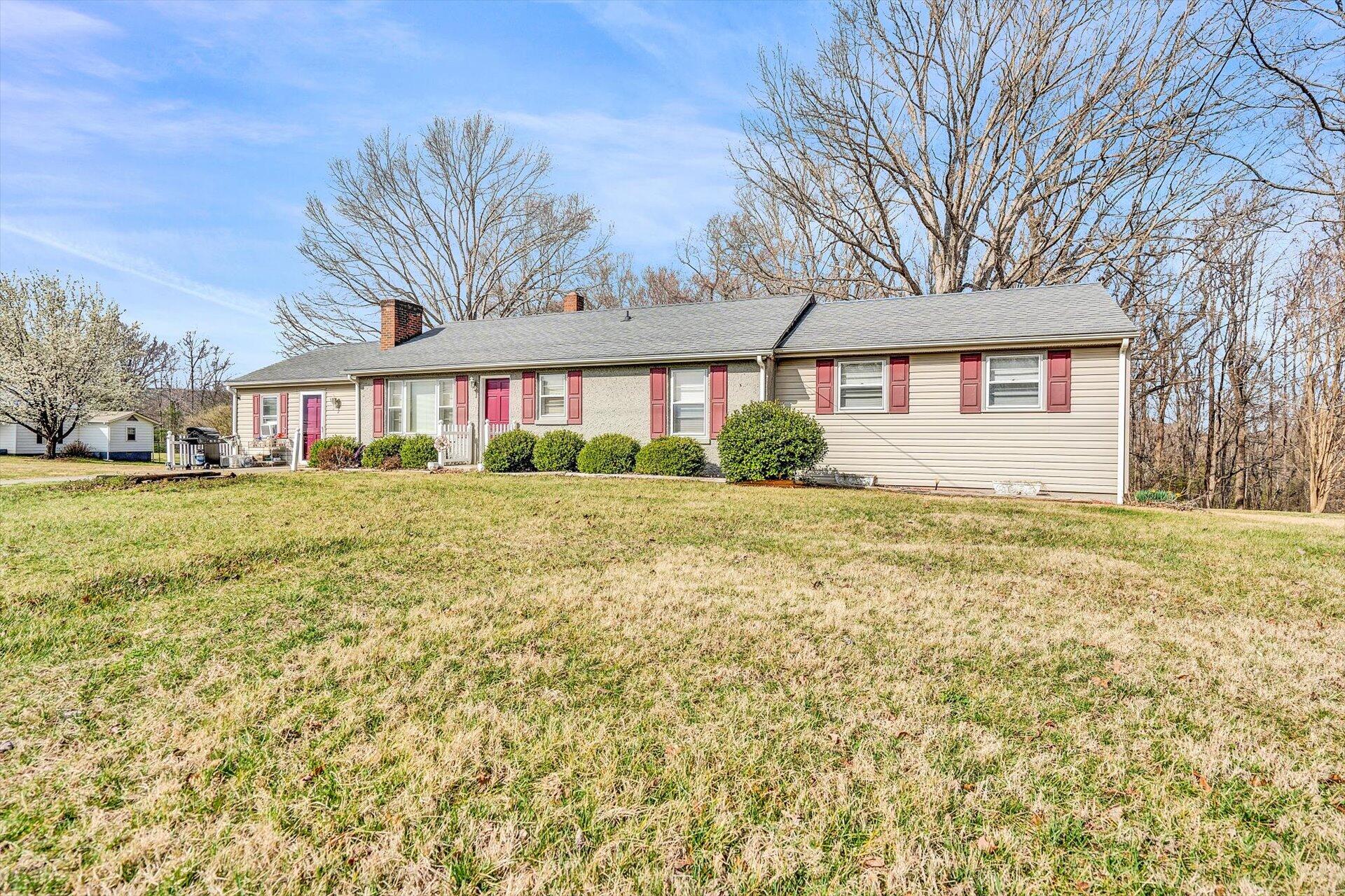 950 Scuffling Hill Road Rocky Mount, VA 24151 - Photo 2 of 16 Front of Home