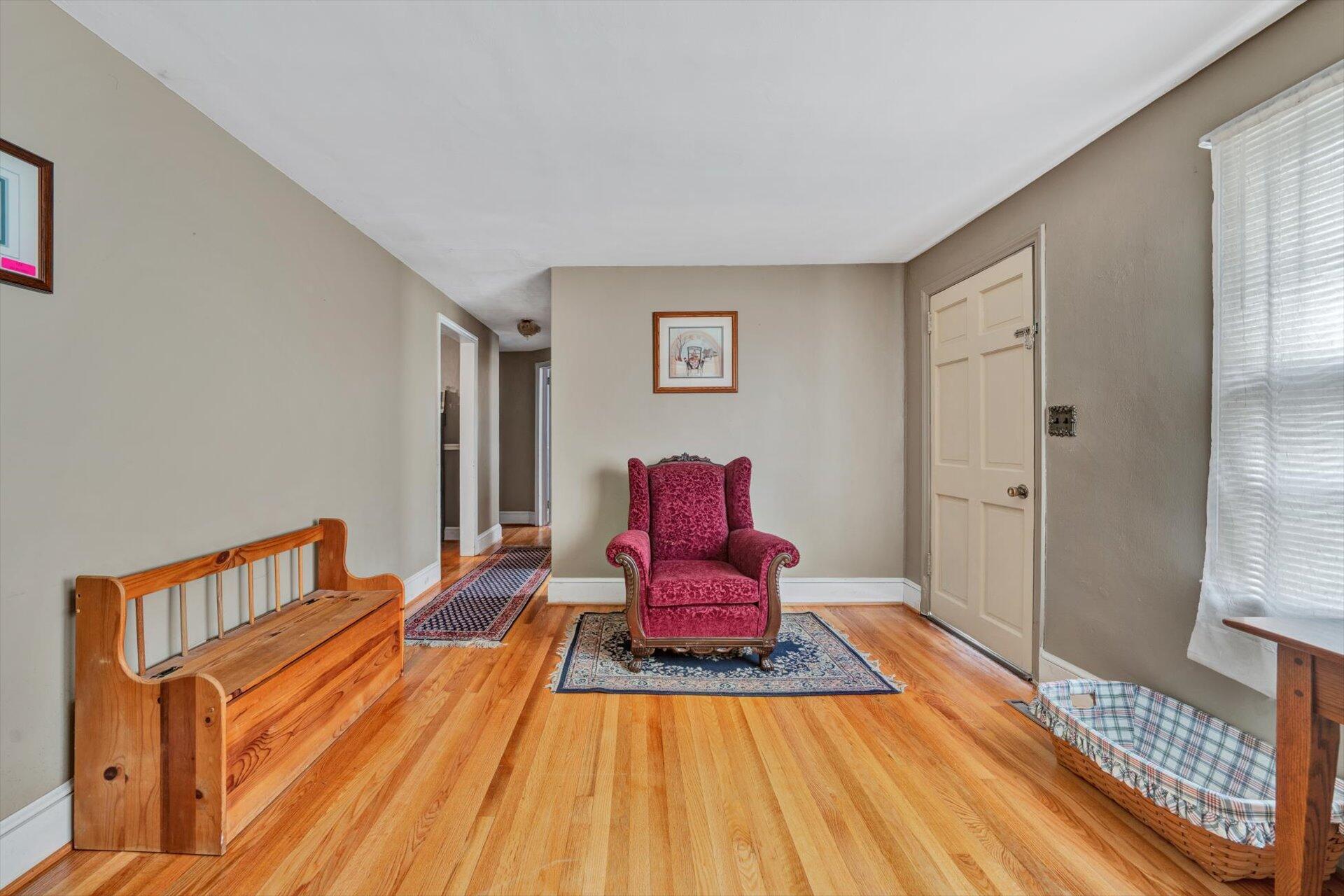950 Scuffling Hill Road Rocky Mount, VA 24151 - Photo 4 of 16 Living Room