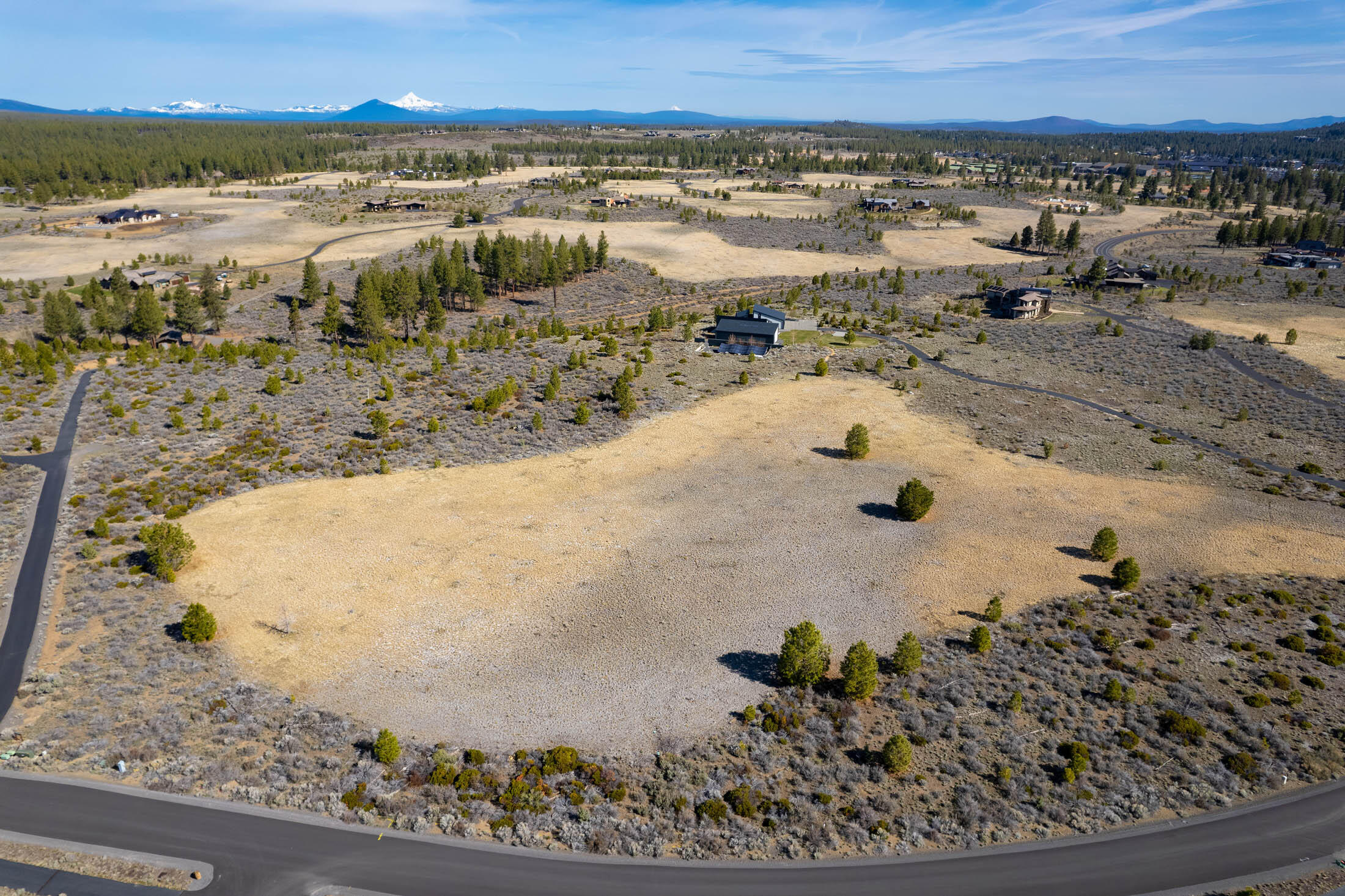 18655 Macalpine Loop Bend, OR 97702 - Photo 7 of 23 9