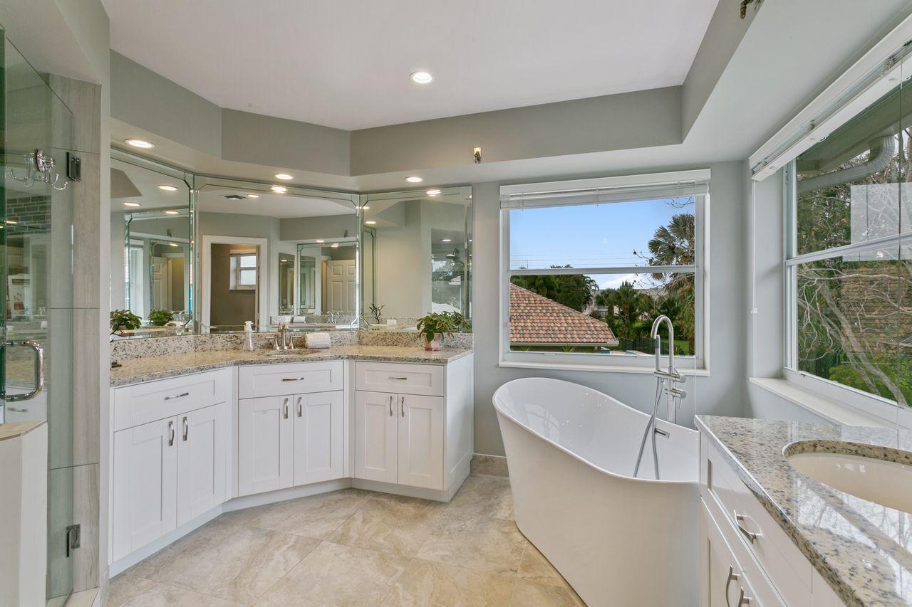 1098 Egret Circle North Jupiter, FL 33458 - Photo 13 of 31 211098negretcircle2041hires