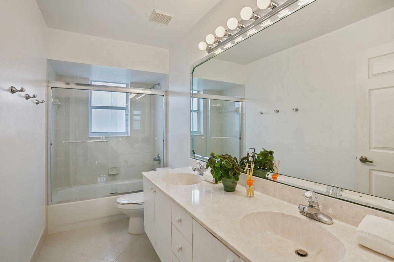 1098 Egret Circle North Jupiter, FL 33458 - Photo 17 of 31 181098negretcircle2036hires