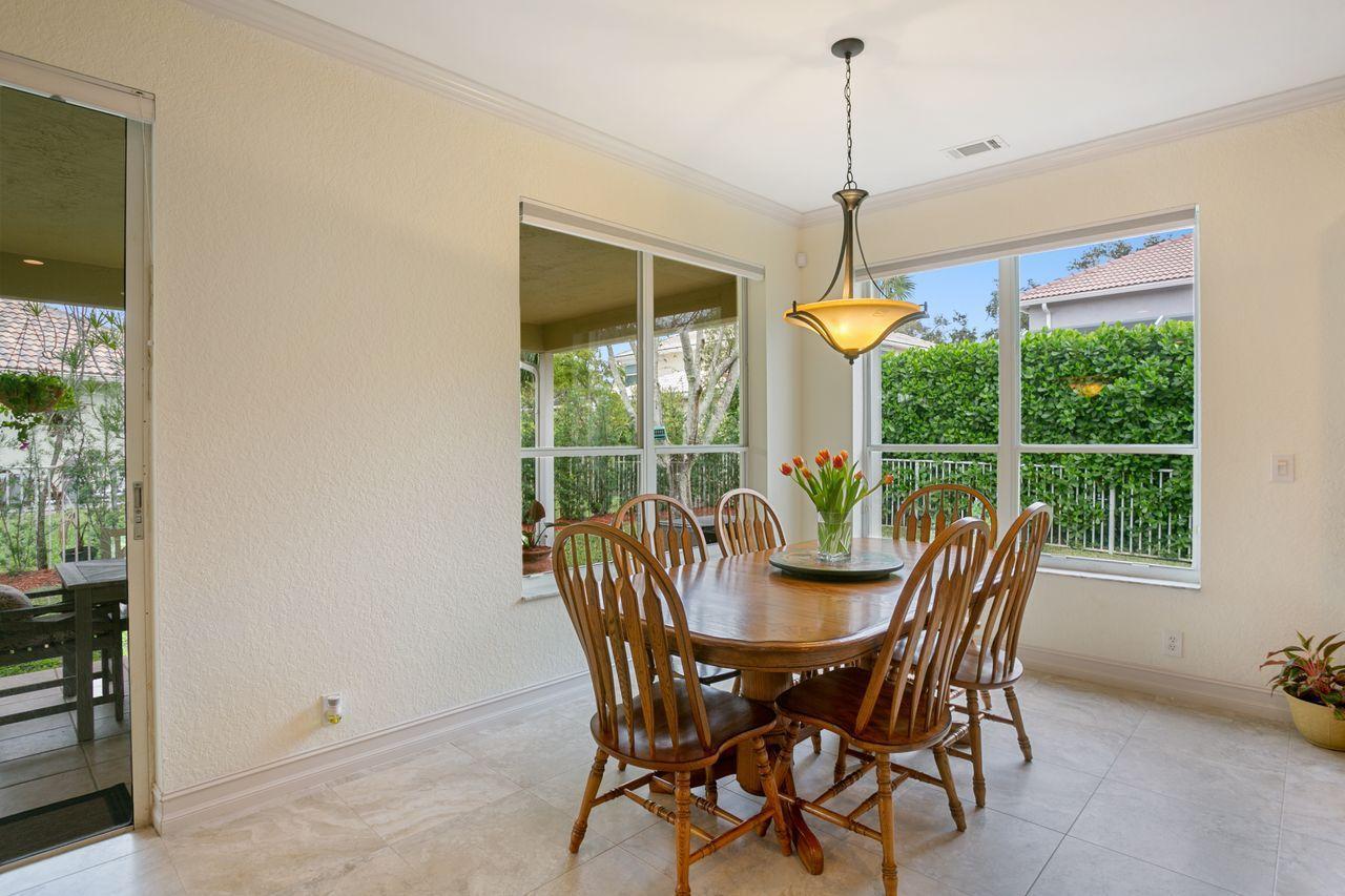 1098 Egret Circle North Jupiter, FL 33458 - Photo 9 of 31 051098negretcircle2008hires